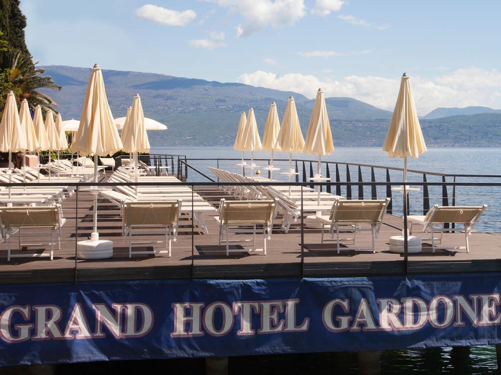 Grand Hotel Gardone Гардоне Ривьера Экстерьер фото